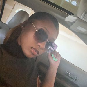 Meet your Posher, Daniyah
